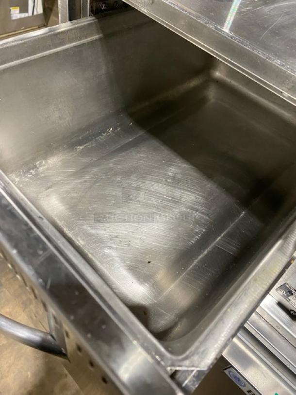 Wells Commercial Stainless Steel Electric Powered Narrow Countertop Single Warming Drawer! Model: RWN1 SN: DWN11221A0006! 120V! - Image 5 of 8