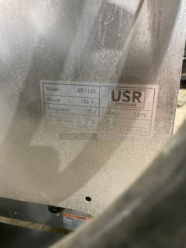 USR! 2020 Late Model! Cookline Series Commercial Stainless Steel Electric Powered 40 Lb. Deep Fat Fryer! With Backsplash & Basket Hanger! With Frying Baskets! Model: SR114E! 240V! On Legs! - Image 8 of 9