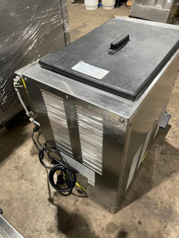 SaniServ Commercial Stainless Steel Electric Powered Countertop Air-Cooled Margarita/Cocktail/Frozen Beverage Machine! With Single 20 Qt. Hopper! With Drip Tray! Model: A7071J SN: 224555499! - Image 3 of 8