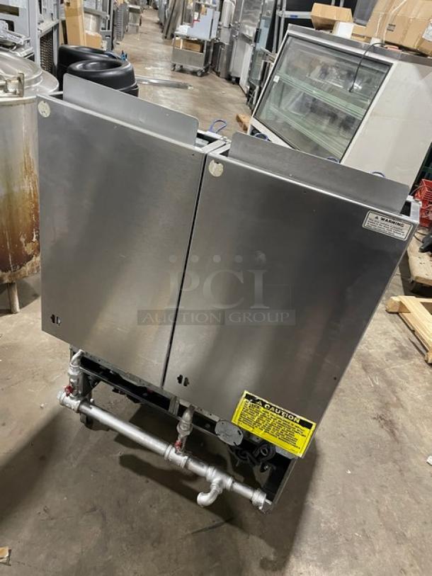 Vulcan Commercial Stainless Steel Natural Gas Powered Double Bay Deep Fat Fryer! With Back Splash & Basket Hangers! With Frying Baskets! Model: 2GR45MF SN: 48-1650173! On Casters! - Image 3 of 9