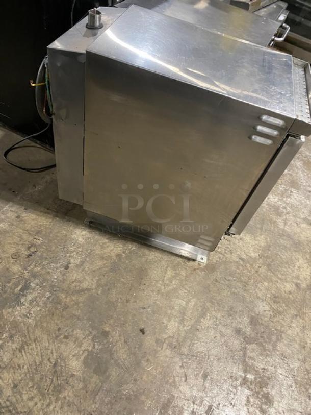 Southbend Simple Steam Series Commercial Stainless Steel Electric Powered 5-Pan Countertop Steamer! With Built In Pan Holding Rack! Model: EZ-5 SN: 07F46349-2! 208V 1 Phase! - Image 3 of 8