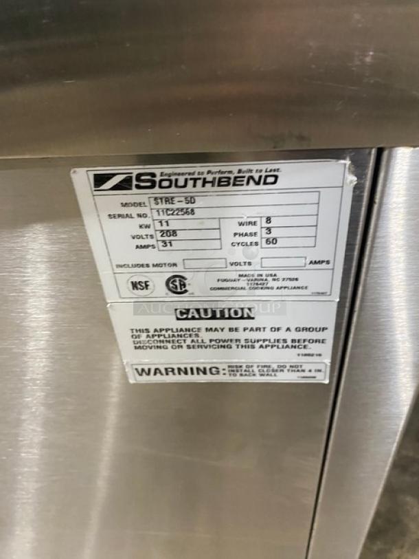 Southbend Strato Steam Series Commercial Stainless Steel Electric Powered 5-Pan Countertop Steamer! With Built In Pan Holding Rack! Model: STRE-5D SN: 11C22568! 208V 3 Phase! - Image 5 of 8