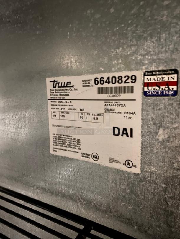 True Commercial Stainless Steel Solid 2 Door Refrigerated Bar Back Cooler! With Stainless Steel Worktop! With Poly Coated Wire Racks! Model: TBB-3-S SN: 6640829! 115V 1 Phase! - Image 8 of 9
