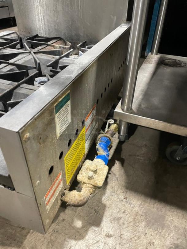 Vulcan Commercial Stainless Steel Natural Gas Powered Countertop Heavy Duty 6 Burner Range! With Back Splash! Model: VHP636-1! On Legs! - Image 3 of 8