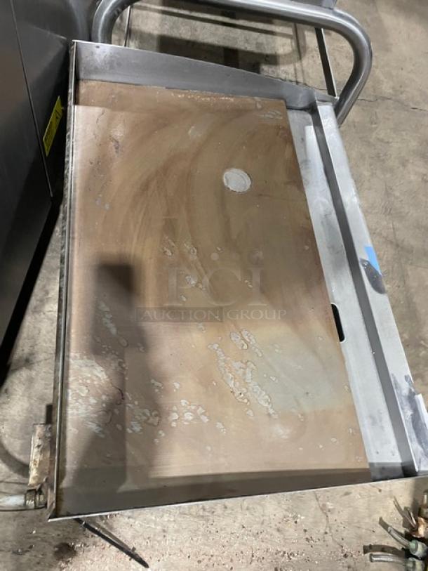 Star Commercial Stainless Steel Electric Powered Countertop Heavy Duty Flat Griddle! With Thermostatic Controls! With Back & Side Splash! On Legs! - Image 5 of 8