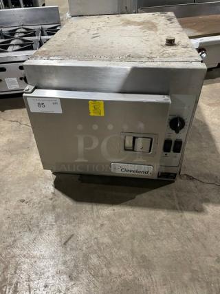 Cleveland Range SteamCraft Series Commercial Stainless Steel Eleltric Powered Countertop Ultra 3-Pan Convection Steamer! With Built In Pan Holding Rack! Model: 21CET8 SN: 171223058759! 208V 3 Phase!
