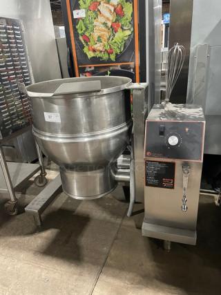 Groen! 2018 Late Model! Commercial Stainless Steel Electric Powered Self Contained 40 Gal. Steam Jacketed Tilting Steam Kettle! With Manual Tilt Crank & Butterfly-Shaped Pour Lip! With Wire Whisk! Model: DEE/4-40 SN: 100893! 208V 3 Phase! On Legs!