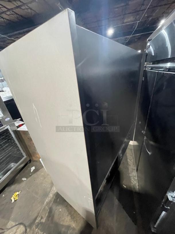 RPI Industries Olympus Air Screen Series Commercial Multi-Tier Refrigerated Open Grab-N-Go Merchandiser Display Case! With Stainless Steel Interior & Adjustable Shelves! With Foldable Tray Slide! With Pull-Down Night Curtain! Model: SCAS72R SN: 11074017! 115/208-230V 1 Phase! On Casters! - Image 4 of 9