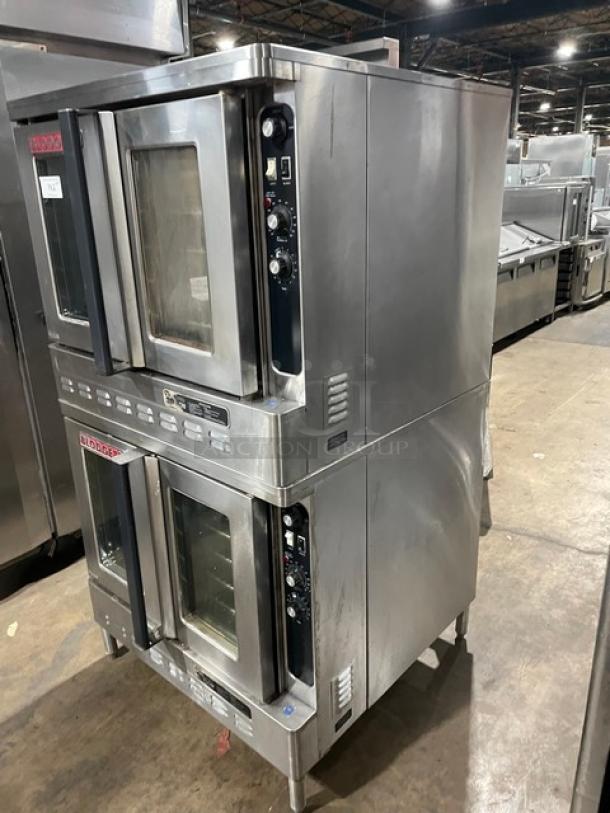 Blodgett Commercial Stainless Steel Natural Gas Powered Double Stacked Dual-Flow Convection Oven! With Thermostatic Controls! With Wired Oven Racks! Model: DFG-100 SN: 010201RA041T/010201RA044B! 115V 1 Phase! On Legs! 2X Your Bid Makes One Unit! - Image 2 of 14