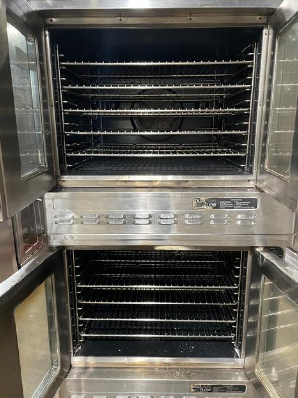 Blodgett Commercial Stainless Steel Natural Gas Powered Double Stacked Dual-Flow Convection Oven! With Thermostatic Controls! With Wired Oven Racks! Model: DFG-100 SN: 010201RA041T/010201RA044B! 115V 1 Phase! On Legs! 2X Your Bid Makes One Unit! - Image 5 of 14