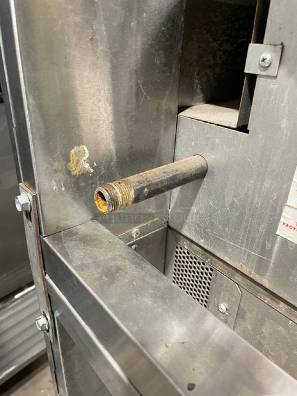 Blodgett Commercial Stainless Steel Natural Gas Powered Double Stacked Dual-Flow Convection Oven! With Thermostatic Controls! With Wired Oven Racks! Model: DFG-100 SN: 010201RA041T/010201RA044B! 115V 1 Phase! On Legs! 2X Your Bid Makes One Unit! - Image 9 of 14