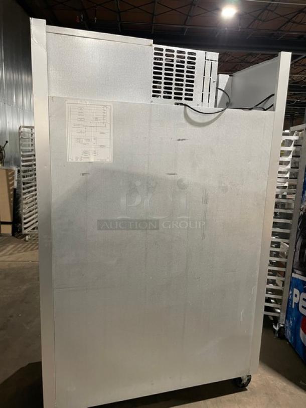 Traulsen G-Series Commercial Stainless Steel Solid 2 Door Reach In Refrigerator! Energy Star Certified! With Poly Coated Wire Racks! Model: G20010 SN: T181964C12! 115V 1 Phase! On Casters! - Image 3 of 9