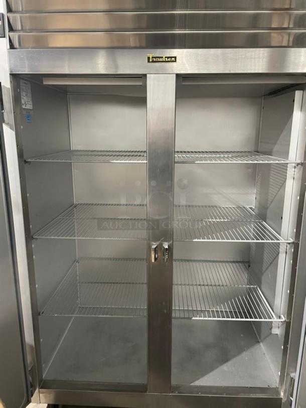 Traulsen G-Series Commercial Stainless Steel Solid 2 Door Reach In Refrigerator! Energy Star Certified! With Poly Coated Wire Racks! Model: G20010 SN: T181964C12! 115V 1 Phase! On Casters! - Image 5 of 9