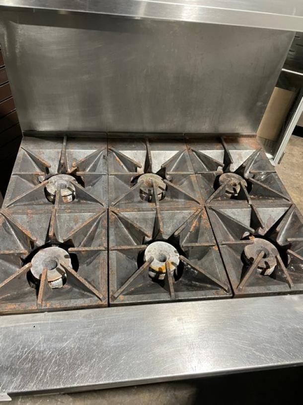 Southbend Commercial Stainless Steel Natural Gas Powered 6 Burner Range/Oven Combo! With Back Splash & Overhead Salamander Shelf! With Wired Oven Racks! Model: X366D! On Casters! - Image 5 of 12
