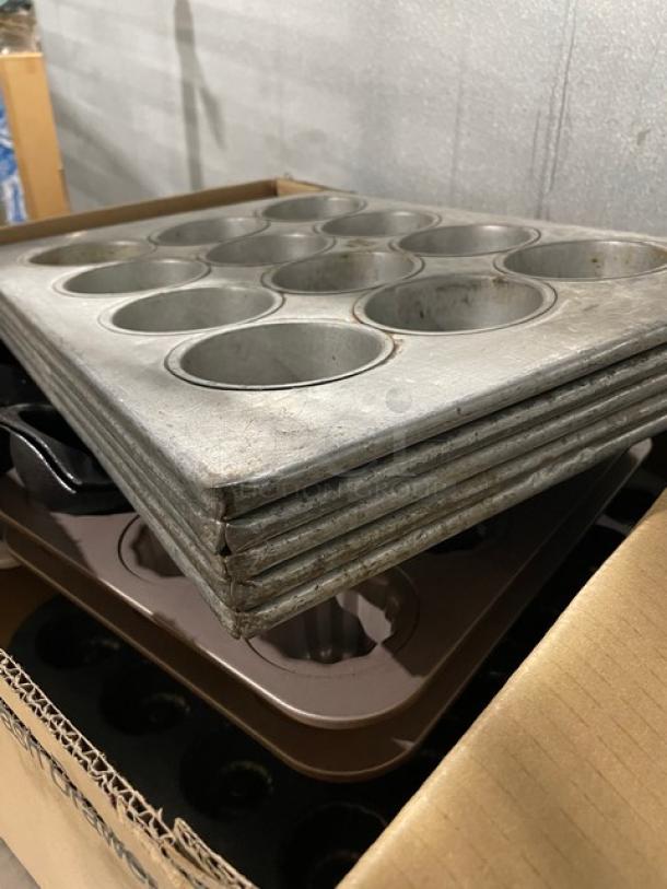 Lot Of Commercial Miscellaneous Baking Molds/Pans! ALL ONE MONEY! - Image 3 of 8