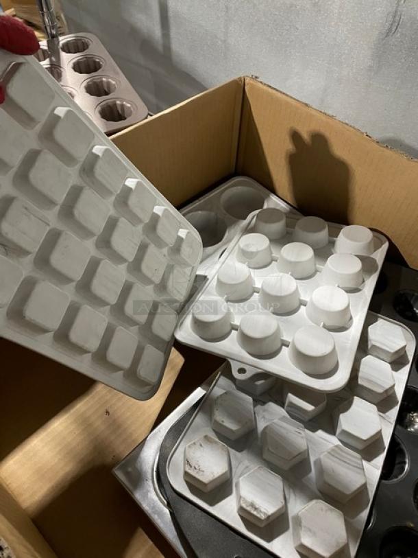 Lot Of Commercial Miscellaneous Baking Molds/Pans! ALL ONE MONEY! - Image 8 of 8