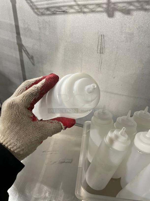 Lot Of Commercial Clear Wide Mouth Condiment Squeeze Bottles! ALL ONE MONEY! - Image 6 of 6