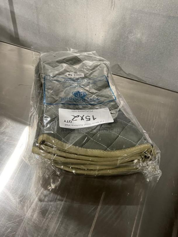 BRAND NEW! Johnson-Rose Commercial Green Fire-Resistant Oven Mitts! 2X Your Bid! - Image 3 of 5