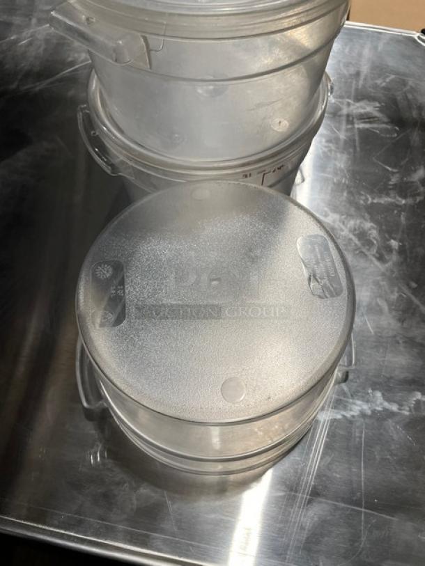 Cambro Commercial Clear Polycarbonate 2 Qt. Food Storage Containers! With Handles & Covers! Model: RFSCW2! 4X Your Bid! - Image 7 of 8