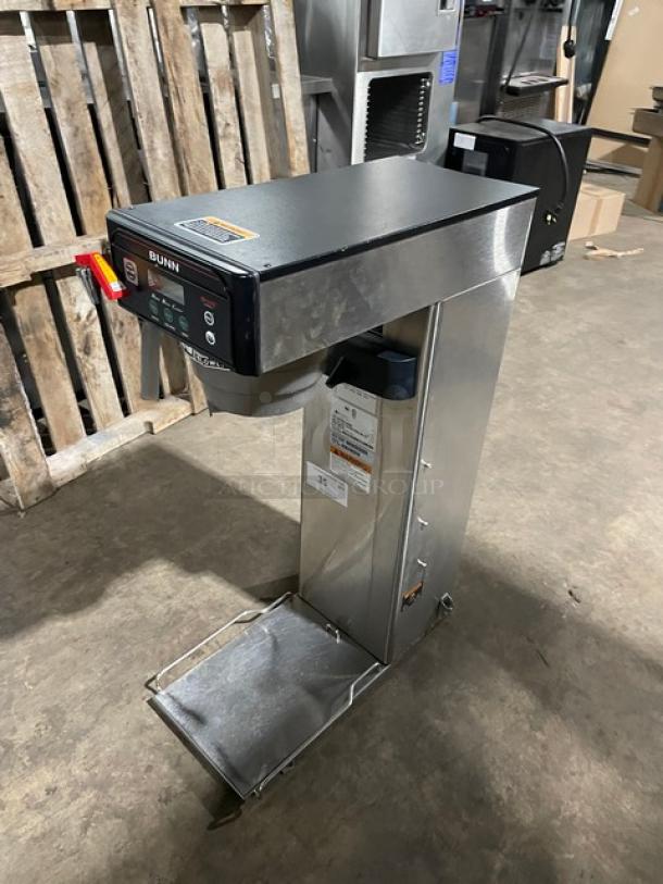 Bunn Infusion Series Commercial Stainless Steel Electric Powered Countertop Automatic Hot/Iced Tea & Coffee Brewer! With Hot Water Dispenser! With Digital Brewer Controls! Model: ITCB-DV SN: ITCB117516! 120V 1 Phase! - Image 2 of 9