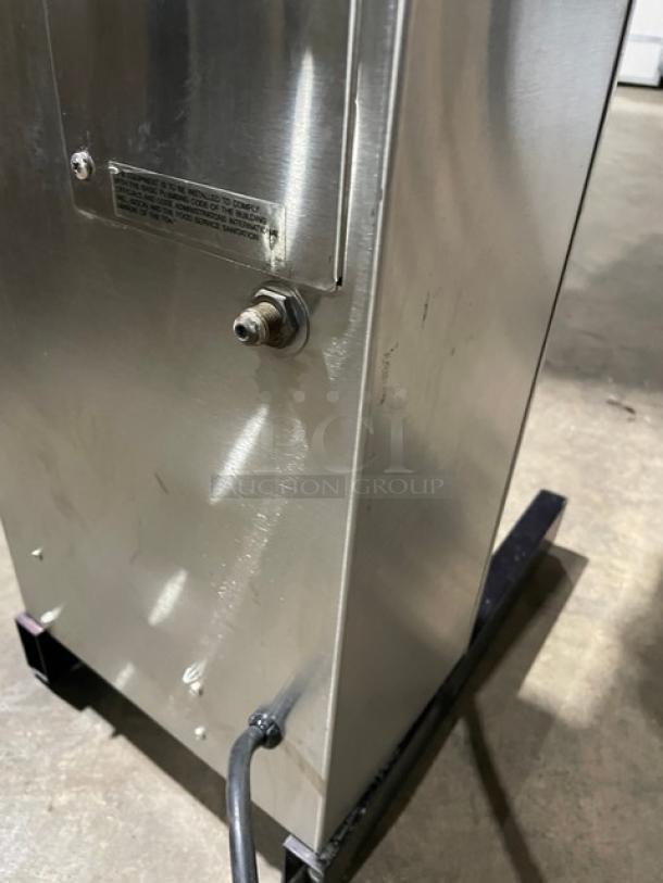 Bloomfield Commercial Stainless Steel Electric Powered Countertop Automatic Thermal Coffee Brewer! With Hot Water Dispenser! With Digital Controls & Brew Basket! Model: 1080 SN: 06R00001690! 120V! - Image 9 of 9