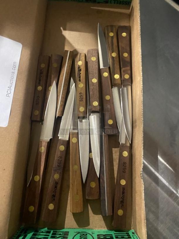 NEW! Dexter Russell Commercial Traditional Style Spear Point Paring Knives! With Wooden Handles! Model: 8259! ALL ONE MONEY! - Image 3 of 6