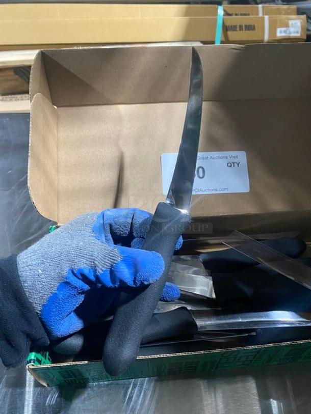 NEW! Dexter Russell Sani-Safe Series Commercial Stainless Steel 6" Curved Semi-Flex Boning Knives! With Black Grip Handle! Model: ST131-6! 12X Your Bid! - Image 5 of 7