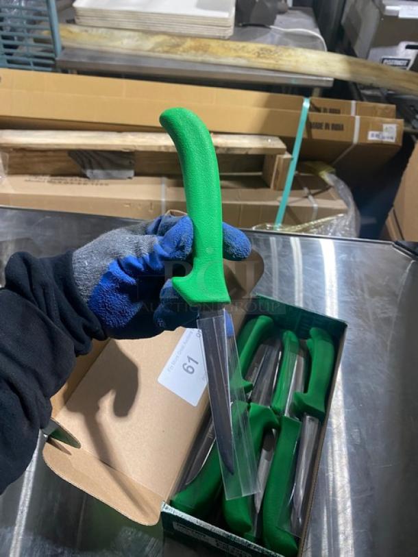 NEW! Dexter Russell Sani-Safe Series Commercial Stainless Steel 4-1/2" Utility/Deboning Poultry Knives! With Green Grip Handle! Model: 11213G! 12X Your Bid! - Image 4 of 8