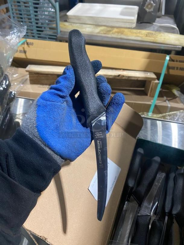 NEW! Dexter Russell Prodex Series Commercial Stainless Steel 6" Curved Semi-Flex Boning Knives! With Black Grip Handle! Model: PDSH131-6ST! 12X Your Bid! - Image 4 of 7