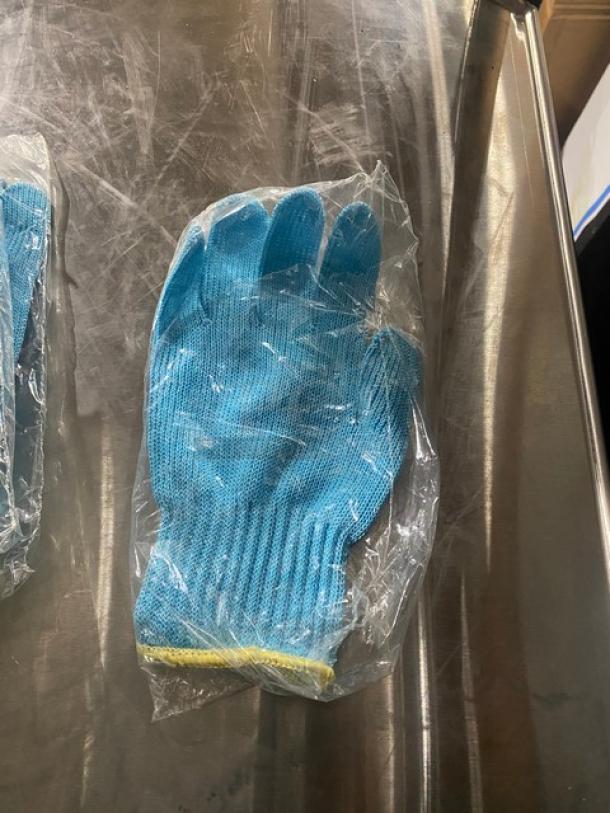 NEW! Lot Of Commercial Blue Medium Sized Multi-Purpose Gloves! Model: SSG-3M BLUE! ALL ONE MONEY! - Image 3 of 5
