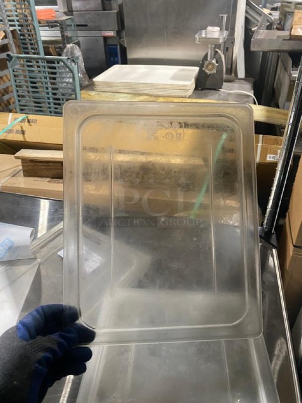 Cambro Commercial Clear Polycarbonate 1/2 Size Flat Covers! Model: 20CWC! 9X Your Bid! - Image 5 of 6