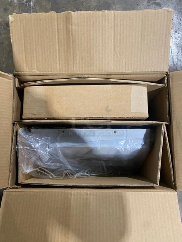 NEW! Kimberly-Clark Commercial Pearl White Windows Convert-A-Matic Roll Towel Dispenser! With Mounting Kit! Model: 0971700! - Image 4 of 8