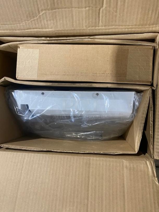 NEW! Kimberly-Clark Commercial Pearl White Windows Convert-A-Matic Roll Towel Dispenser! With Mounting Kit! Model: 0971700! - Image 4 of 9