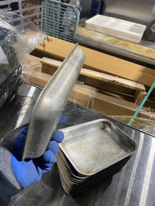 Winco Commercial Aluminum Rectangular Serving/Display Trays! Model: ACVP-0608! 15X Your Bid! - Image 9 of 9