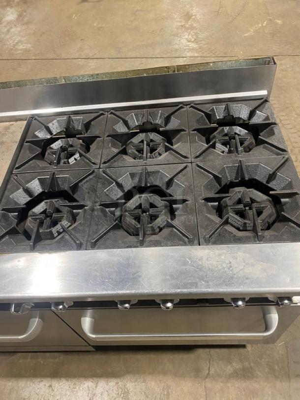 CookRite Commercial Stainless Steel Natural Gas Powered Split Top Flat Griddle & 6 Burner Range/Double Oven Combo! With Back Splash! With Wire Oven Racks! On Legs! - Image 5 of 12