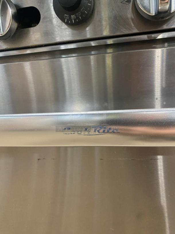 CookRite Commercial Stainless Steel Natural Gas Powered Split Top Flat Griddle & 6 Burner Range/Double Oven Combo! With Back Splash! With Wire Oven Racks! On Legs! - Image 8 of 12