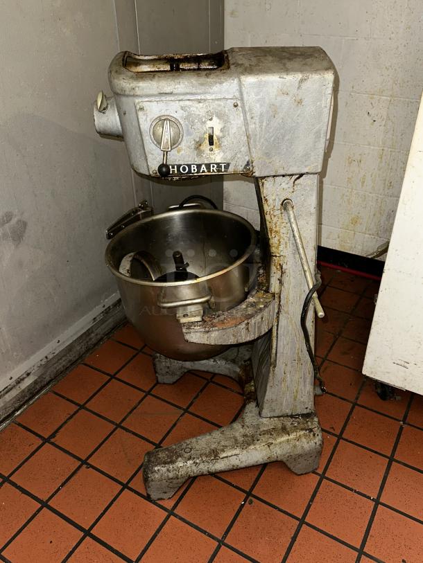 Hobart Mixer D300, Does Not Work - Image 1 of 4