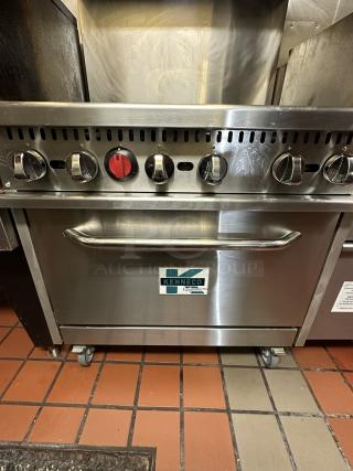 Like New!  KENNECO STKR36NG NATRAL GAS 36" 6 EYE RANGE WITH OVEN 210,000 BTU COMMERCIAL