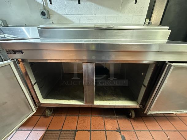 One Stanley Knight 2 Door SS Refrigerated Pizza/Sandwich Prep Table with Top Cold Rail, 2 Racks, On Commercial Casters. Model# PRR40VPS. 115 Volt.  TESTED AND WORKING!!!!! - Image 3 of 5