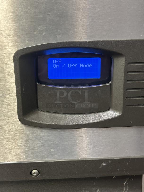 Like New!  Manitowoc ID-0606A-261 Ice Maker with B-570 Bin, 208-230 Volt single phase - Image 3 of 8