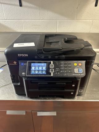 Epson Printer Workforce WF-3640, Powers On
