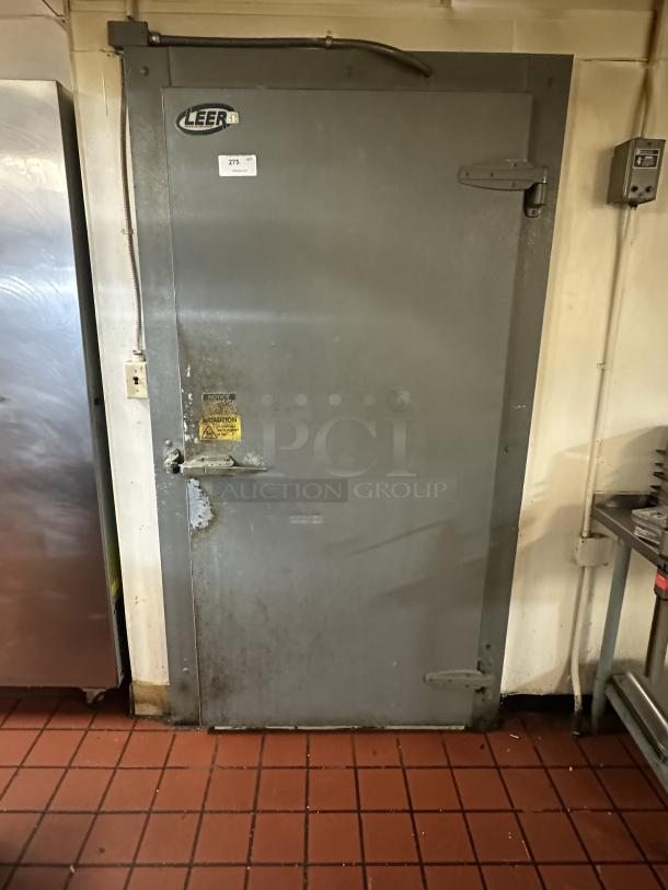 Leer Walk in Cooler Door & Frame ONLY The walls are built into the structure - Image 1 of 5