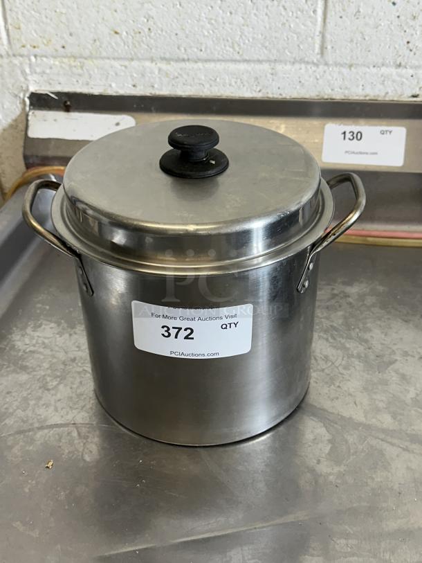 8 Qt. Heavy-Duty Stainless-Steel Aluminum-Clad Stock Pot with Cover - Image 1 of 1