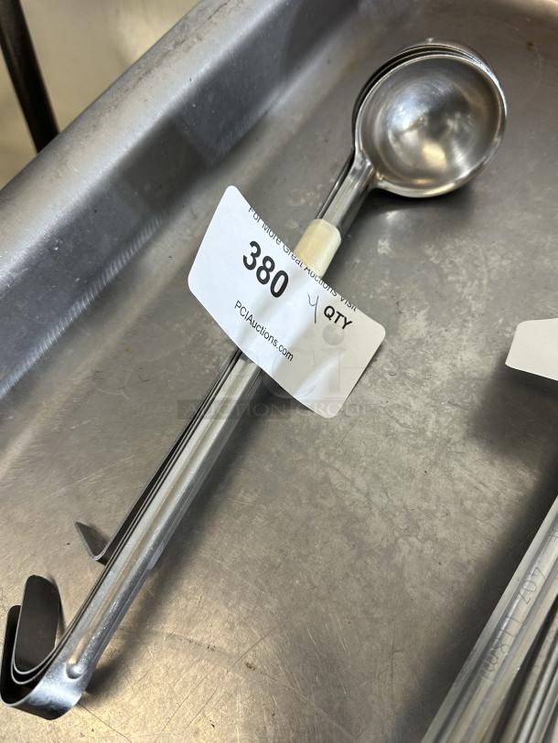 One-Piece Stainless Steel Ladle
4xBid - Image 1 of 1