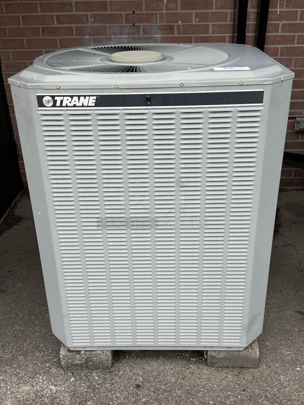 Trane Air Condenser - Image 1 of 3