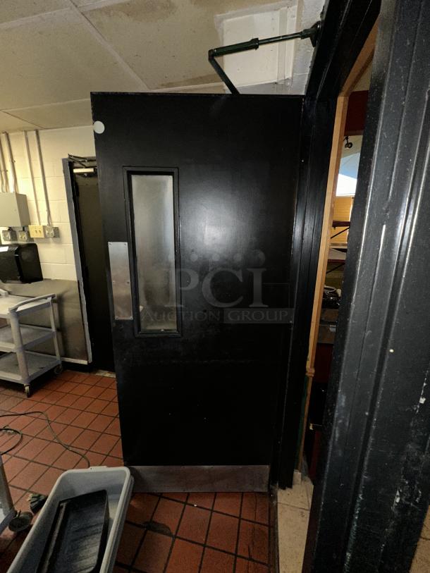 Metal Commercial Swinging Kitchen Doors. BUYER MUST REMOVE. 35x1.5x78. 2 Times Your Bid! - Image 3 of 4