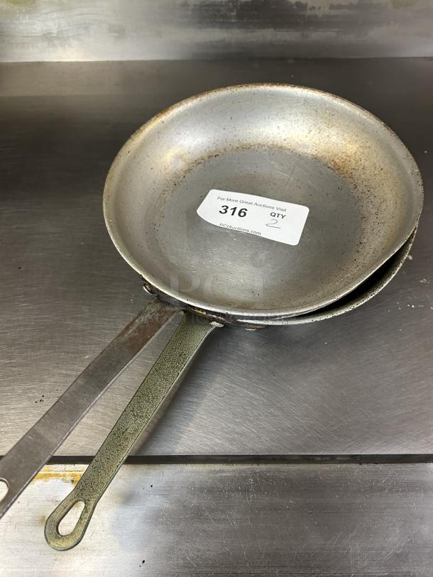 10" Aluminum Fry Pan
2xBid - Image 1 of 1