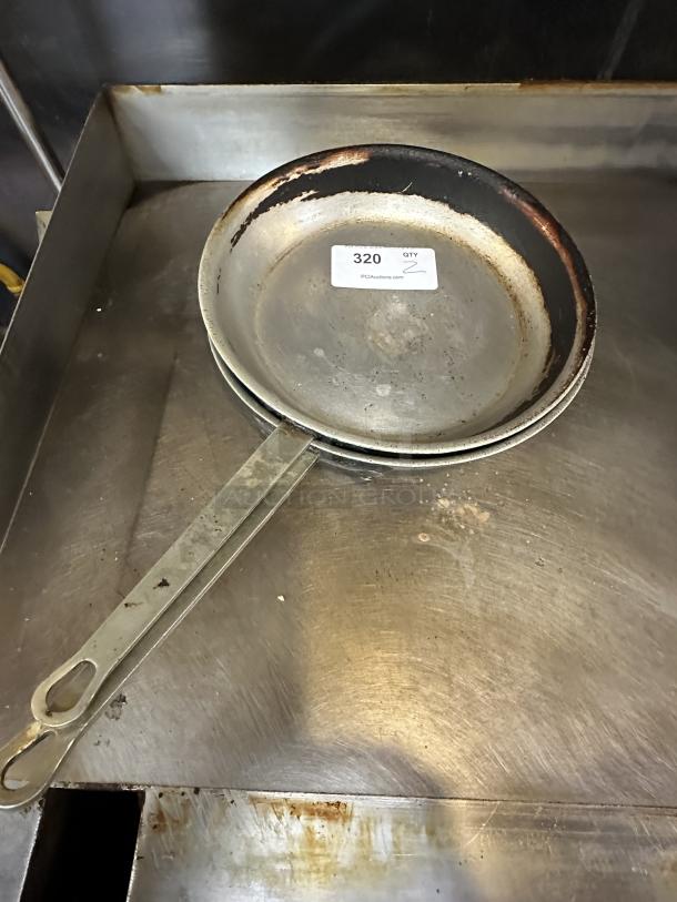 10" Aluminum Fry Pan
2xBid - Image 1 of 1