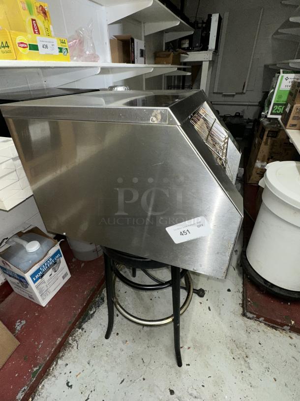 Hatco Toast-Qwik Series Commercial Stainless Steel Electric Powered Countertop Conveyor Toaster! Model: TQ-20BA SN: 4124341341! 208V 1 Phase! On Legs! Toast-Rite TRH-50 120V - Image 3 of 4