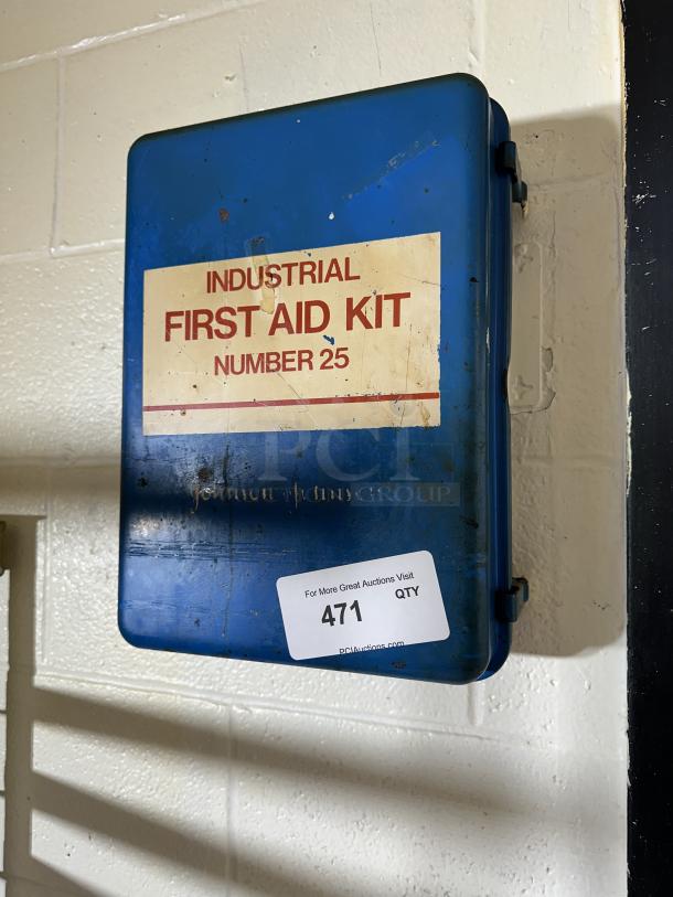 First Aid Metal - Image 1 of 1